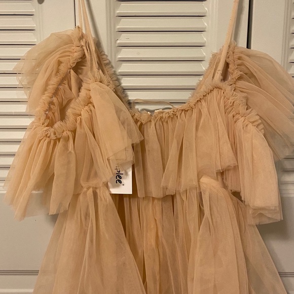 Off shoulder pink mesh top - Picture 2 of 2